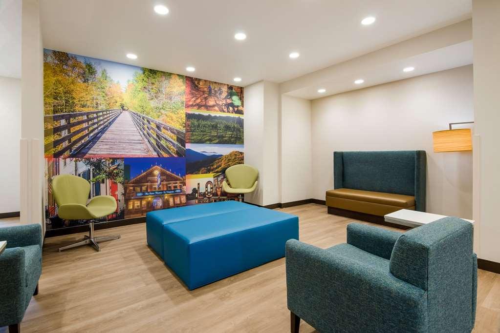 Clarion Pointe Hotel Abingdon Interior foto